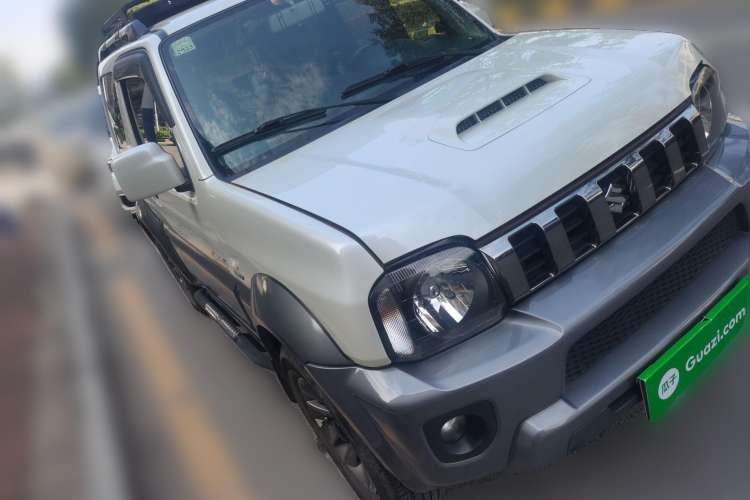Used Suzuki Jimny 2015 1.3 AT Mode3 Navigation Edition Front Right 45 Deg