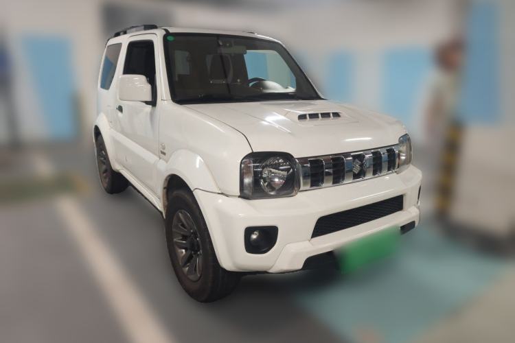 Used Suzuki Jimny 2015 1.3 AT JLX Front Right 45 Deg