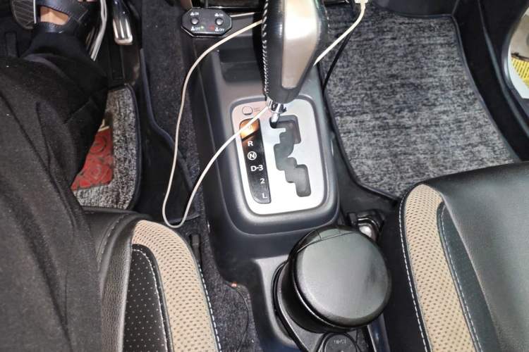 Used Suzuki Jimny 2015 1.3 AT Mode3 Navigation Edition Gear Lever