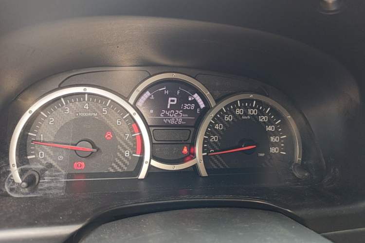 Used Suzuki Jimny 2015 1.3 AT JLX Instrument Cluster