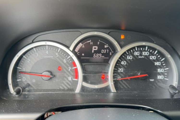 Used Suzuki Jimny 2015 1.3 AT JLX Interior 2