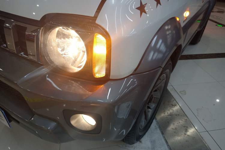 Used Suzuki Jimny 2015 1.3 AT Mode3 Navigation Edition Left Front Headlight