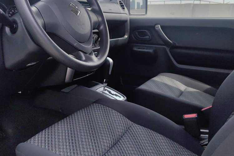 Used Suzuki Jimny 2015 1.3L AT JLX Navigation Edition Left Front Seat
