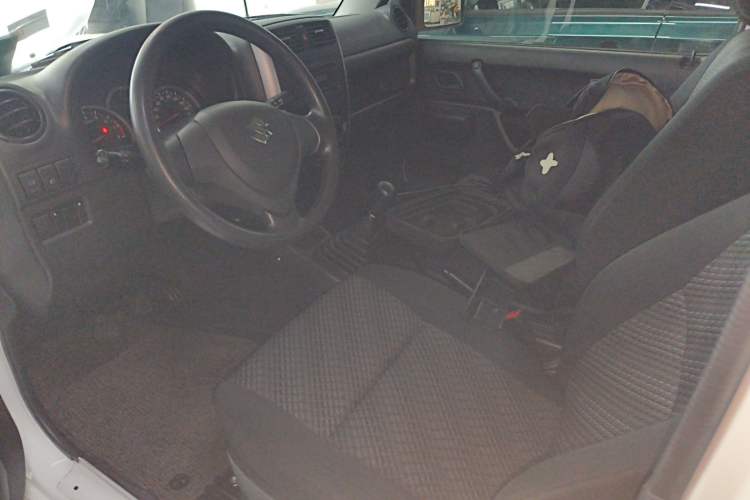 Used Suzuki Jimny 2015 1.3 MT JLX Left Front Seat