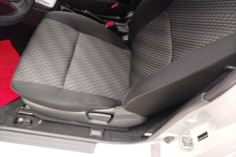 Used Suzuki Jimny 2015 1.3 AT JLX Left Front Seat