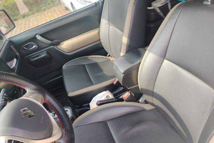 Used Suzuki Jimny 2015 1.3 AT Mode3 Navigation Edition Left Front Seat