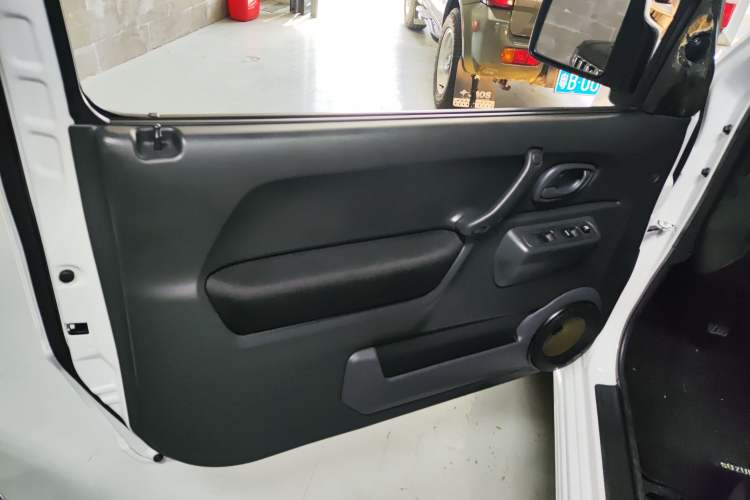 Used Suzuki Jimny 2015 1.3 MT JLX Left Rear Door Interior