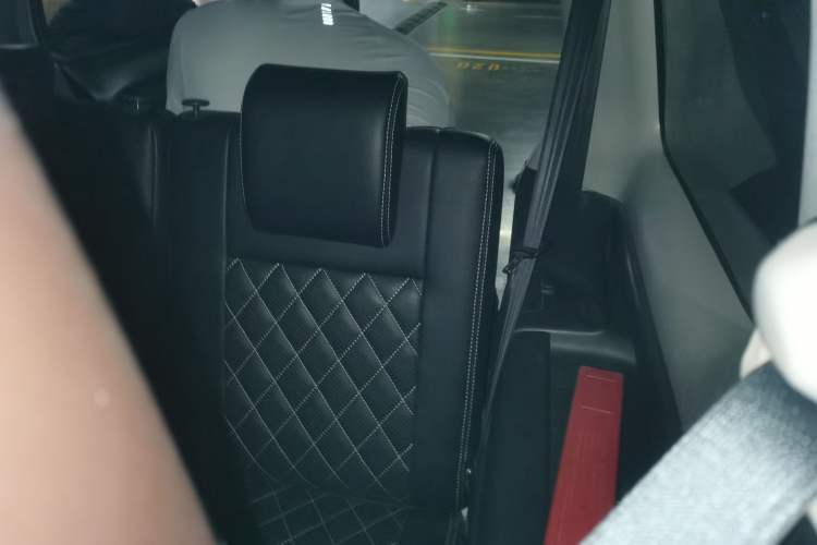 Used Suzuki Jimny 2015 1.3 AT JLX Left Rear Seat