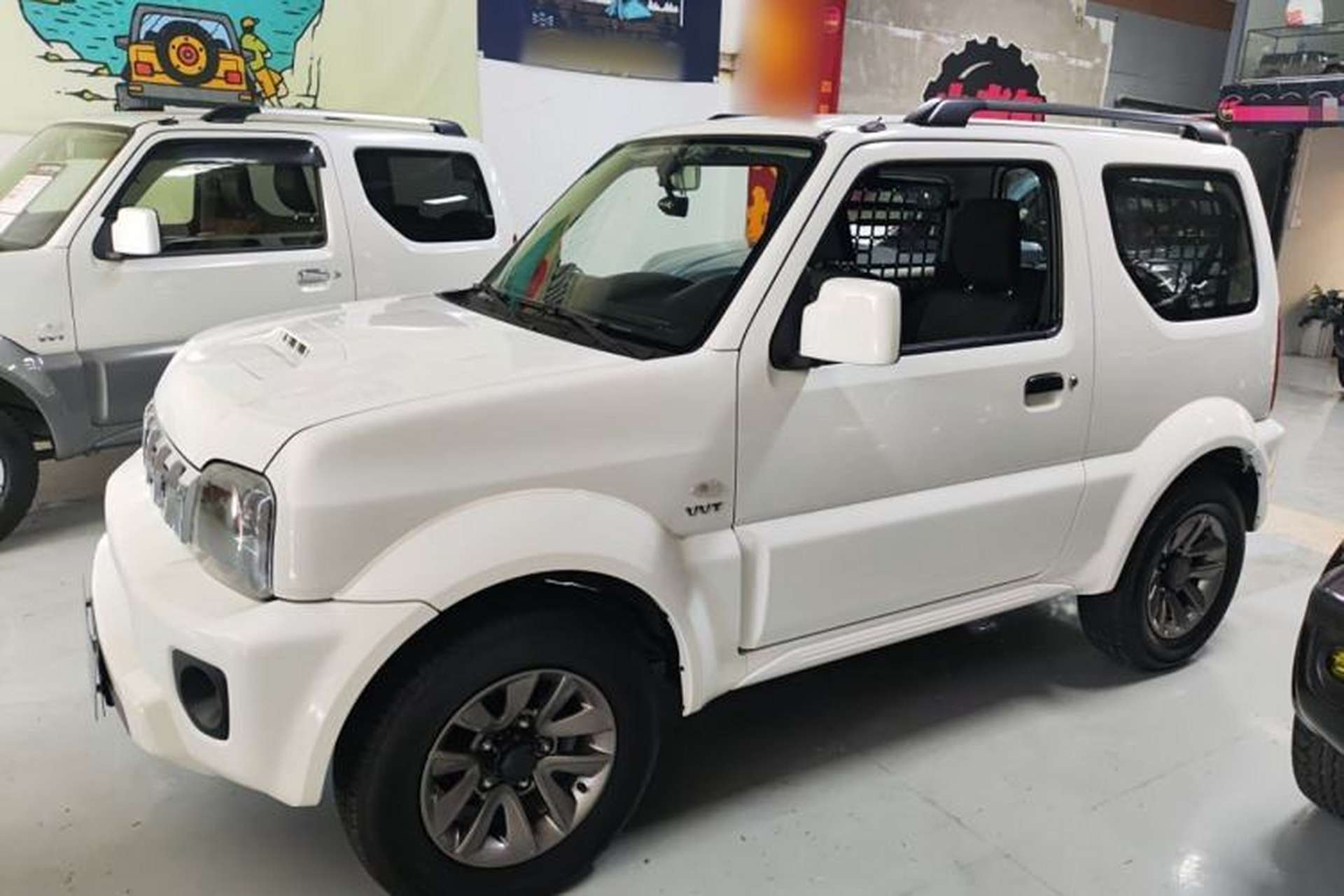 Used Suzuki Jimny 2015 1.3 MT JLX Left Side