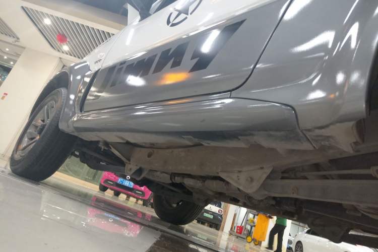 Used Suzuki Jimny 2015 1.3 AT Mode3 Navigation Edition Left Side Sill