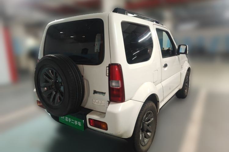 Used Suzuki Jimny 2015 1.3 AT JLX Rear Right 45 Deg