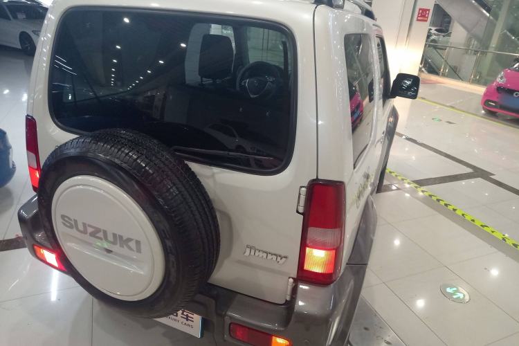 Used Suzuki Jimny 2015 1.3 AT Mode3 Navigation Edition Rear Right 45 Deg