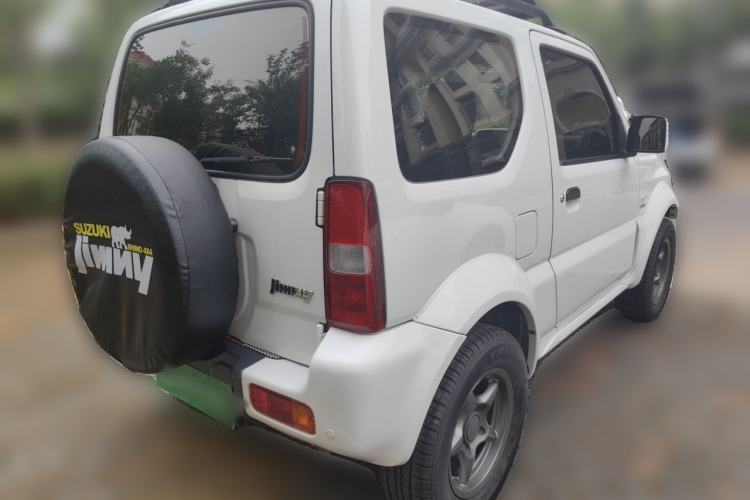 Used Suzuki Jimny 2015 1.3 AT JLX Rear Right 45 Deg