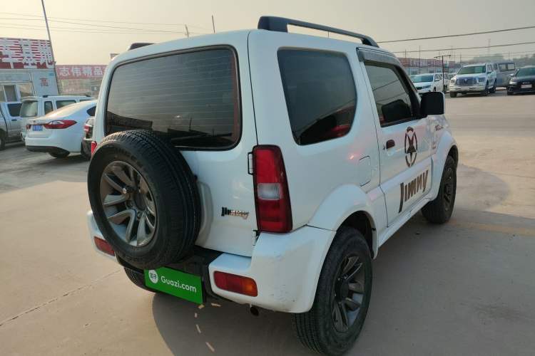 Used Suzuki Jimny 2015 1.3 AT JLX Rear Right 45 Deg