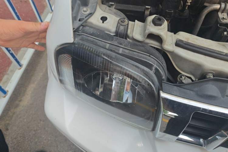 Used Suzuki Jimny 2015 1.3 AT JLX Right Front Headlight
