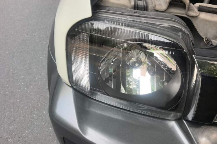 Used Suzuki Jimny 2015 1.3 AT Mode3 Navigation Edition Right Front Headlight