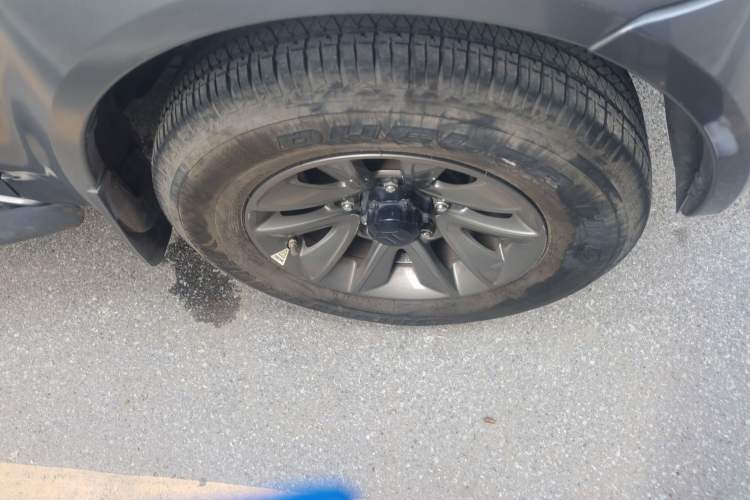 Used Suzuki Jimny 2015 1.3 AT Mode3 Navigation Edition Right Front Wheel Hub