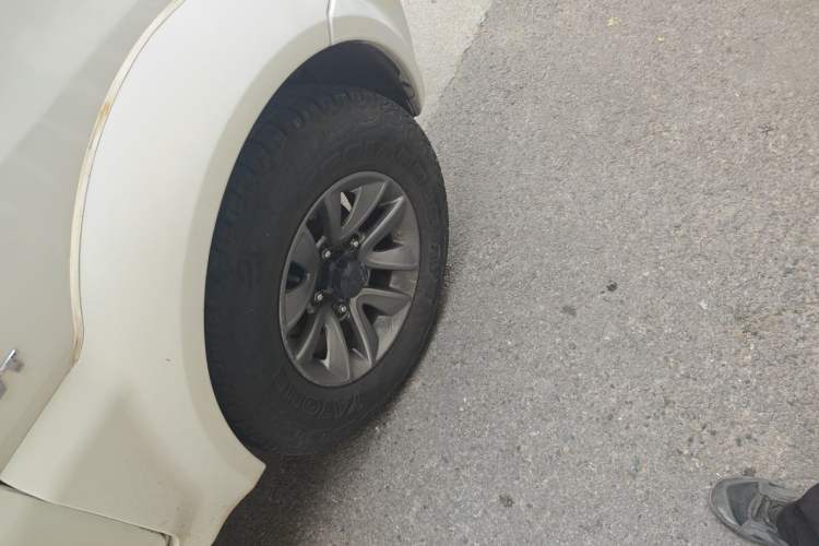 Used Suzuki Jimny 2015 1.3 AT JLX Right Front Wheel Hub