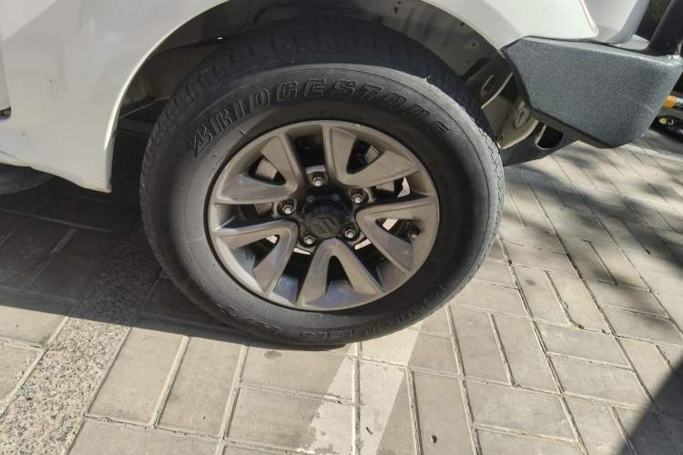 Used Suzuki Jimny 2015 1.3 AT JLX Right Front Wheel Hub
