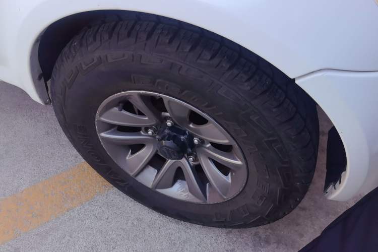 Used Suzuki Jimny 2015 1.3 AT JLX Right Front Wheel Hub