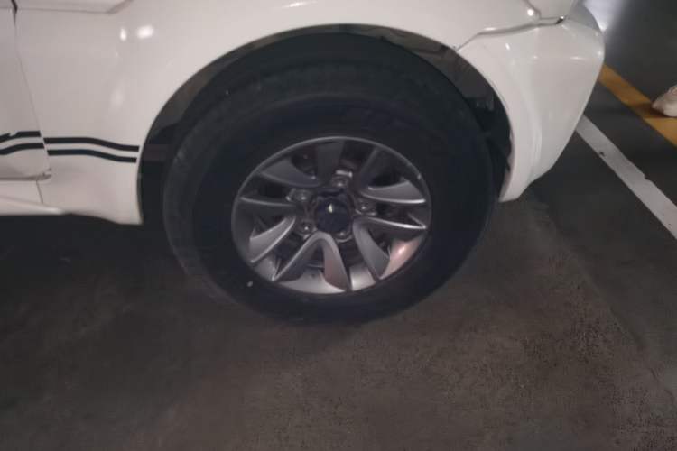 Used Suzuki Jimny 2015 1.3 AT JLX Right Front Wheel Hub