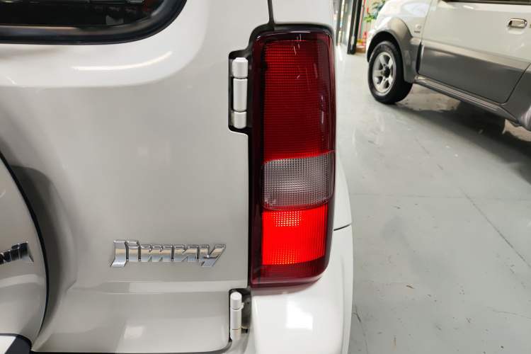 Used Suzuki Jimny 2015 1.3 MT JLX Right Rear Taillight