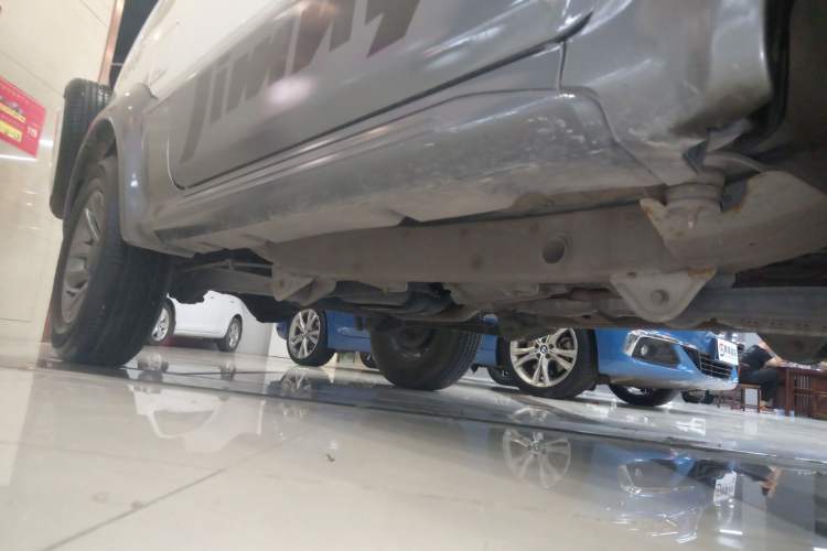 Used Suzuki Jimny 2015 1.3 AT Mode3 Navigation Edition Right Side Sill