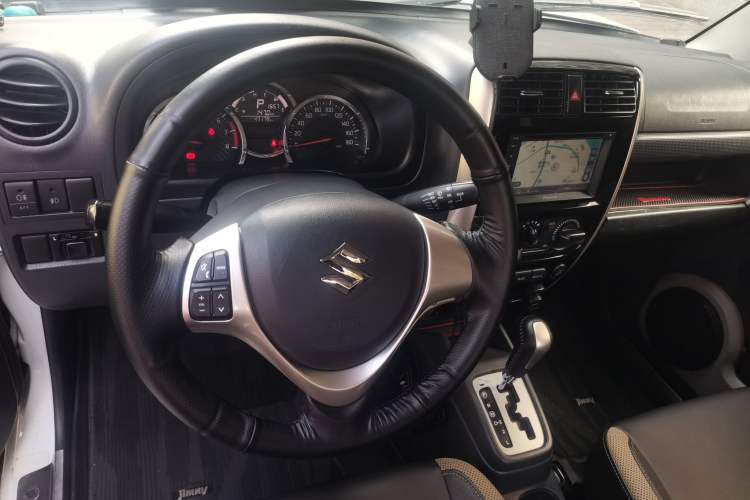 Used Suzuki Jimny 2015 1.3 AT Mode3 Navigation Edition Steering Wheel