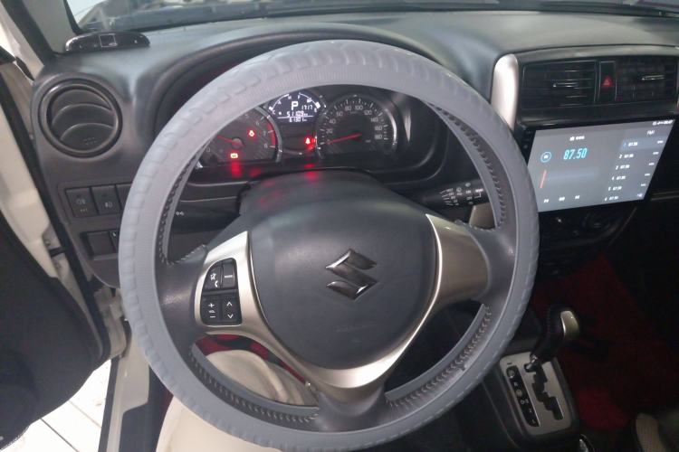 Used Suzuki Jimny 2015 1.3 AT Mode3 Navigation Edition Steering Wheel