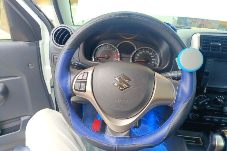 Used Suzuki Jimny 2015 1.3 AT Mode3 Navigation Edition Steering Wheel