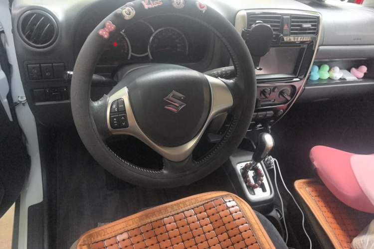 Used Suzuki Jimny 2015 1.3 AT Mode3 Navigation Edition Steering Wheel
