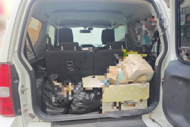 Used Suzuki Jimny 2015 1.3 AT JLX Trunk
