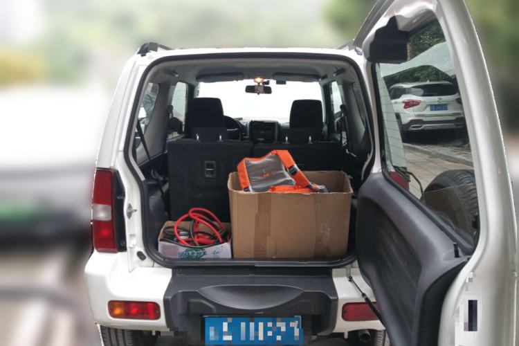 Used Suzuki Jimny 2015 1.3 AT JLX Trunk