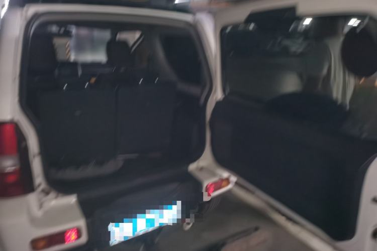 Used Suzuki Jimny 2015 1.3 AT JLX Trunk