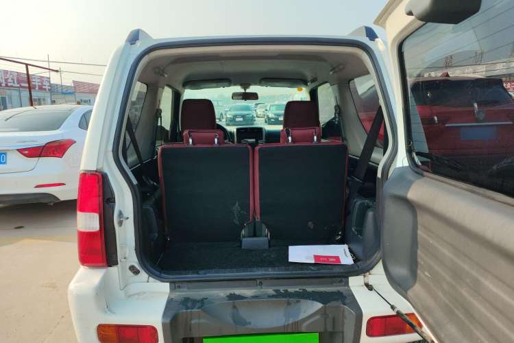 Used Suzuki Jimny 2015 1.3 AT JLX Trunk