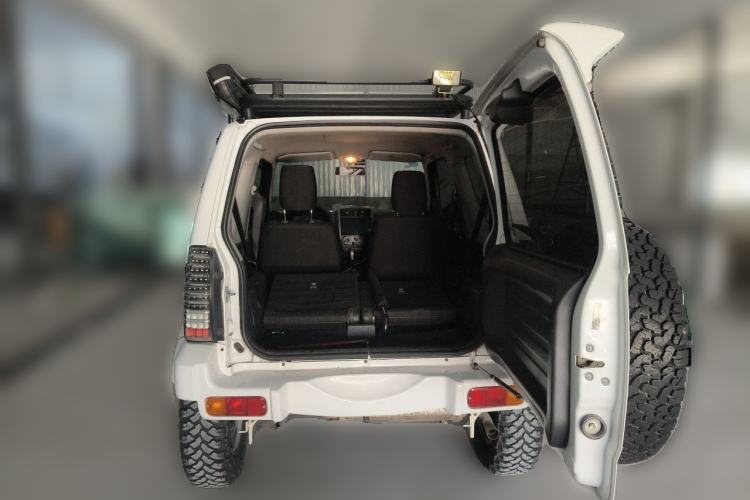 Used Suzuki Jimny 2015 1.3 AT JLX Trunk