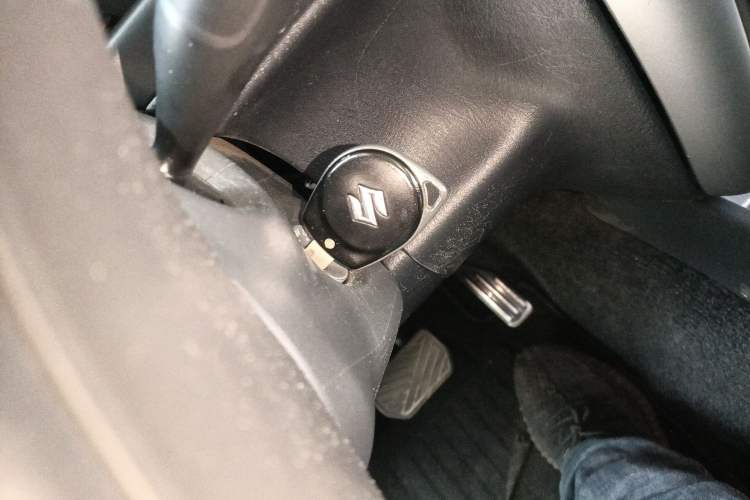Used Suzuki Jimny 2015 1.3 AT JLX Vehicle Key