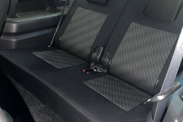 Used Suzuki Jimny 2015 1.3 AT JLX Interior 1
