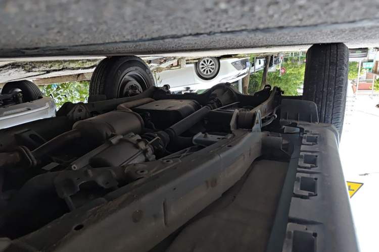 Used Suzuki Jimny  Chassis Front Right
