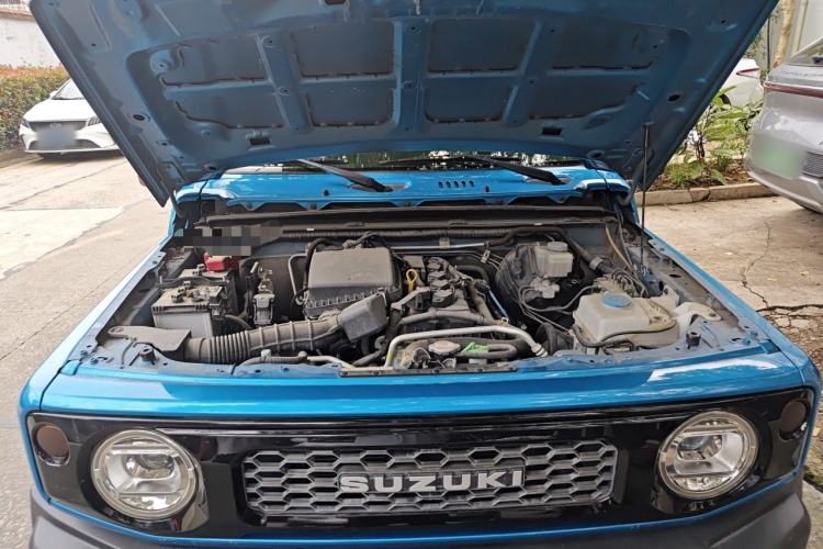 Used Suzuki Jimny  Engine Bay