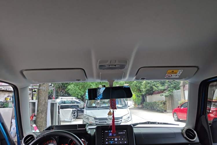 Used Suzuki Jimny  Headliner