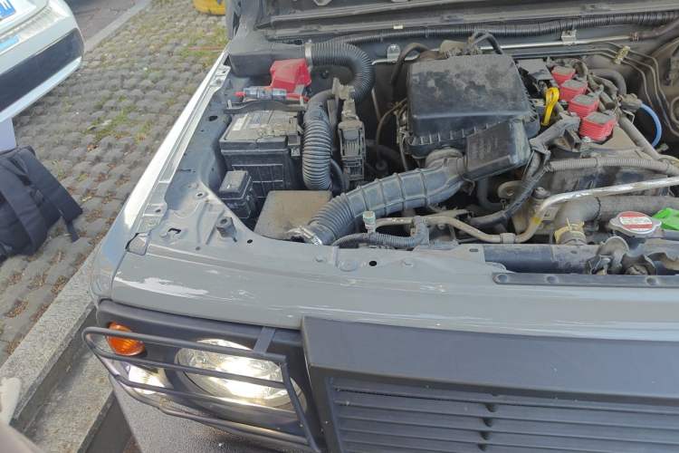 Used Suzuki Jimny  Engine Bay Right