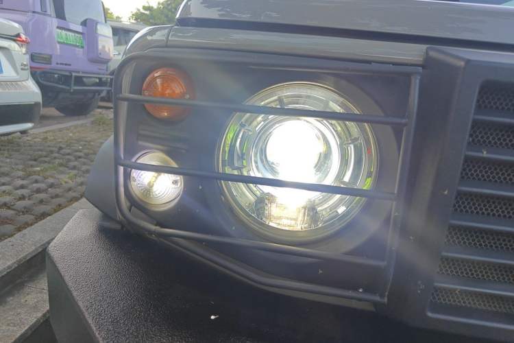 Used Suzuki Jimny  Right Front Headlight