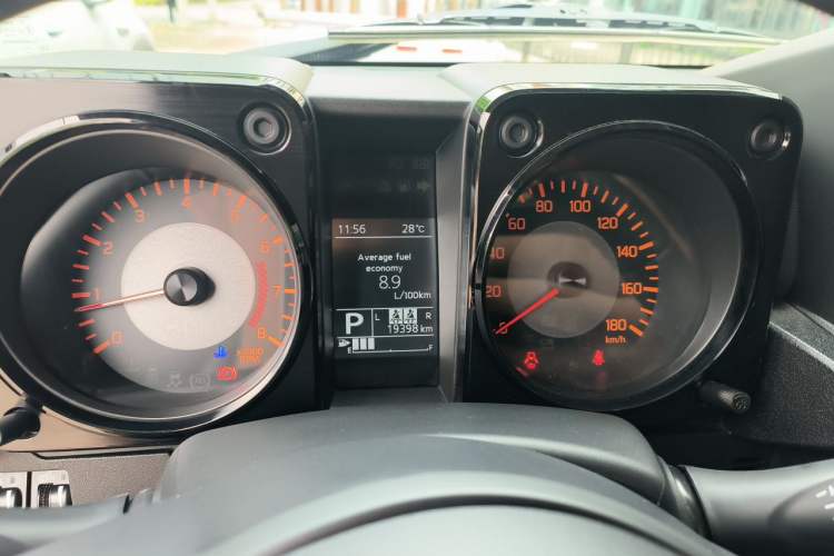 Used Suzuki Jimny  Instrument Cluster