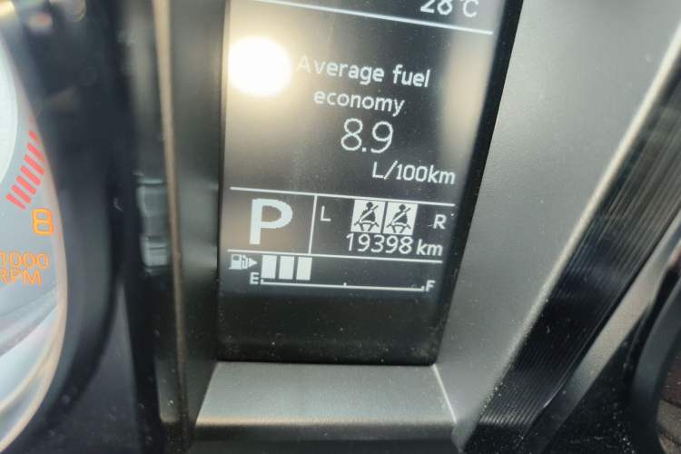 Used Suzuki Jimny  Odometer Close Up