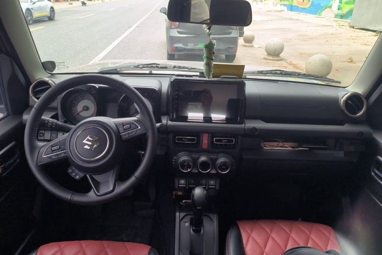 Used Suzuki Jimny  Center Console