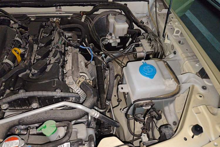 Used Suzuki Jimny  Engine Bay Left