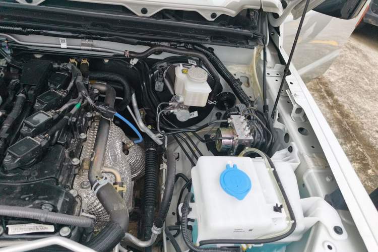 Used Suzuki Jimny  Engine Bay Left