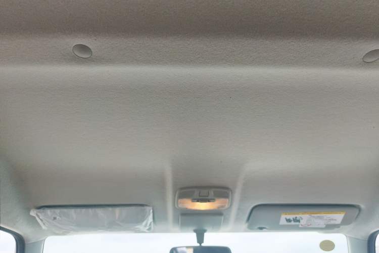 Used Suzuki Jimny  Headliner