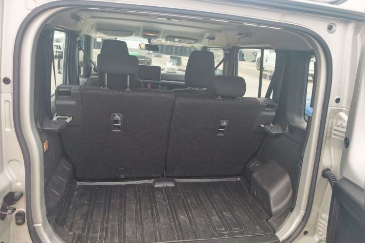 Used Suzuki Jimny  Trunk